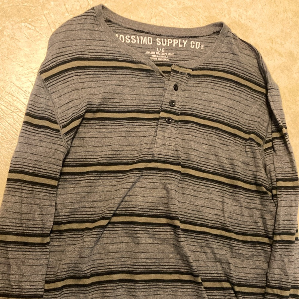 Mossimo Supply Co long sleeve shirt